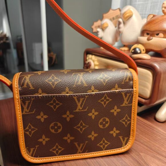 Louis Vuitton Satchel Wearable Wallet,Part of the Monogram Archive collection - Picture 2 of 4